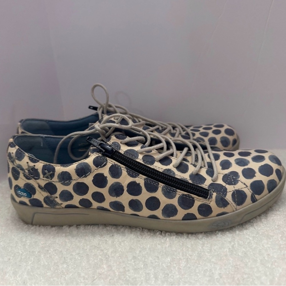 Cloud Aika Tupai circles dot white navy ocford sneaker shoes leather 39 US 7.5